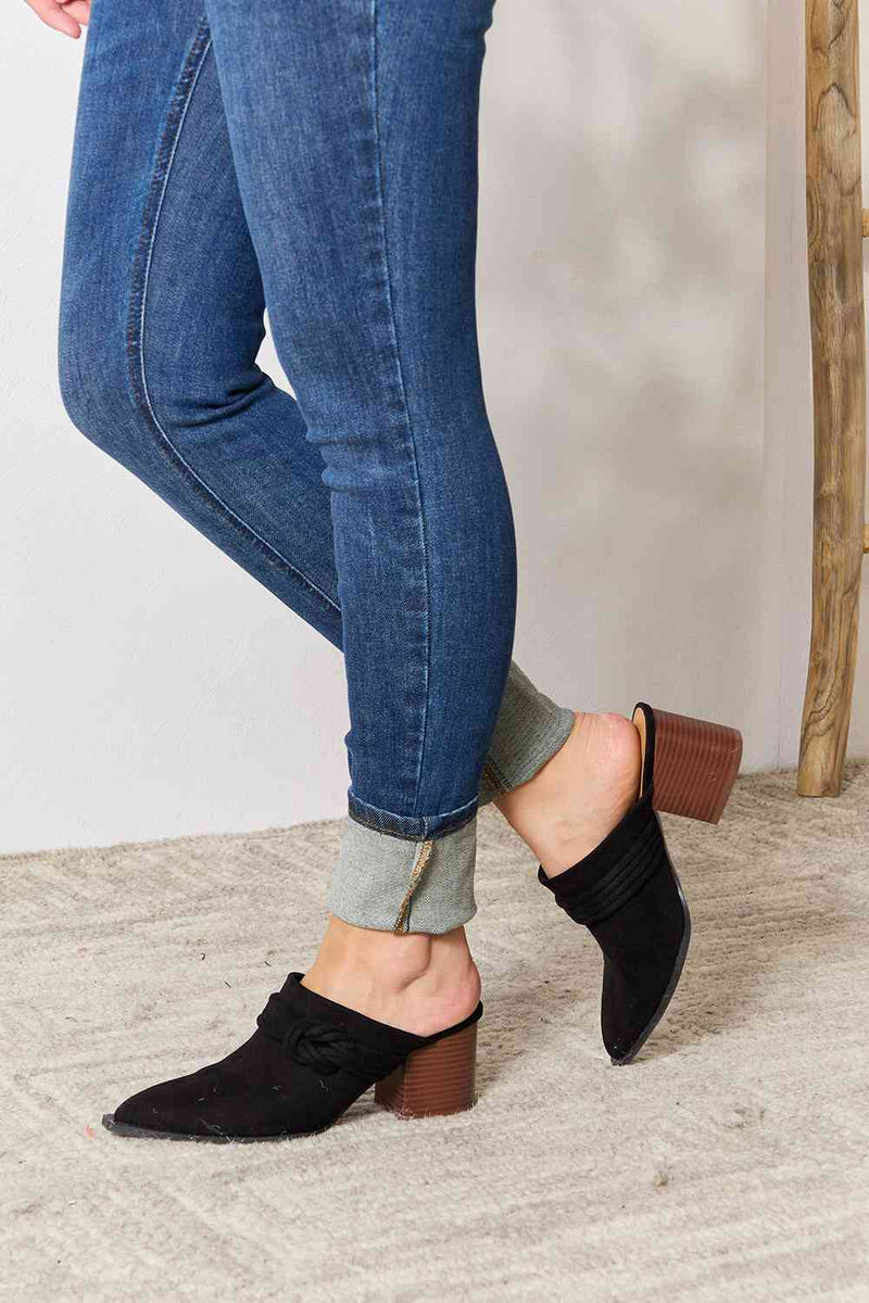 East Lion Corp Pointed-Toe Braided Trim Mules Footwear Trendsi